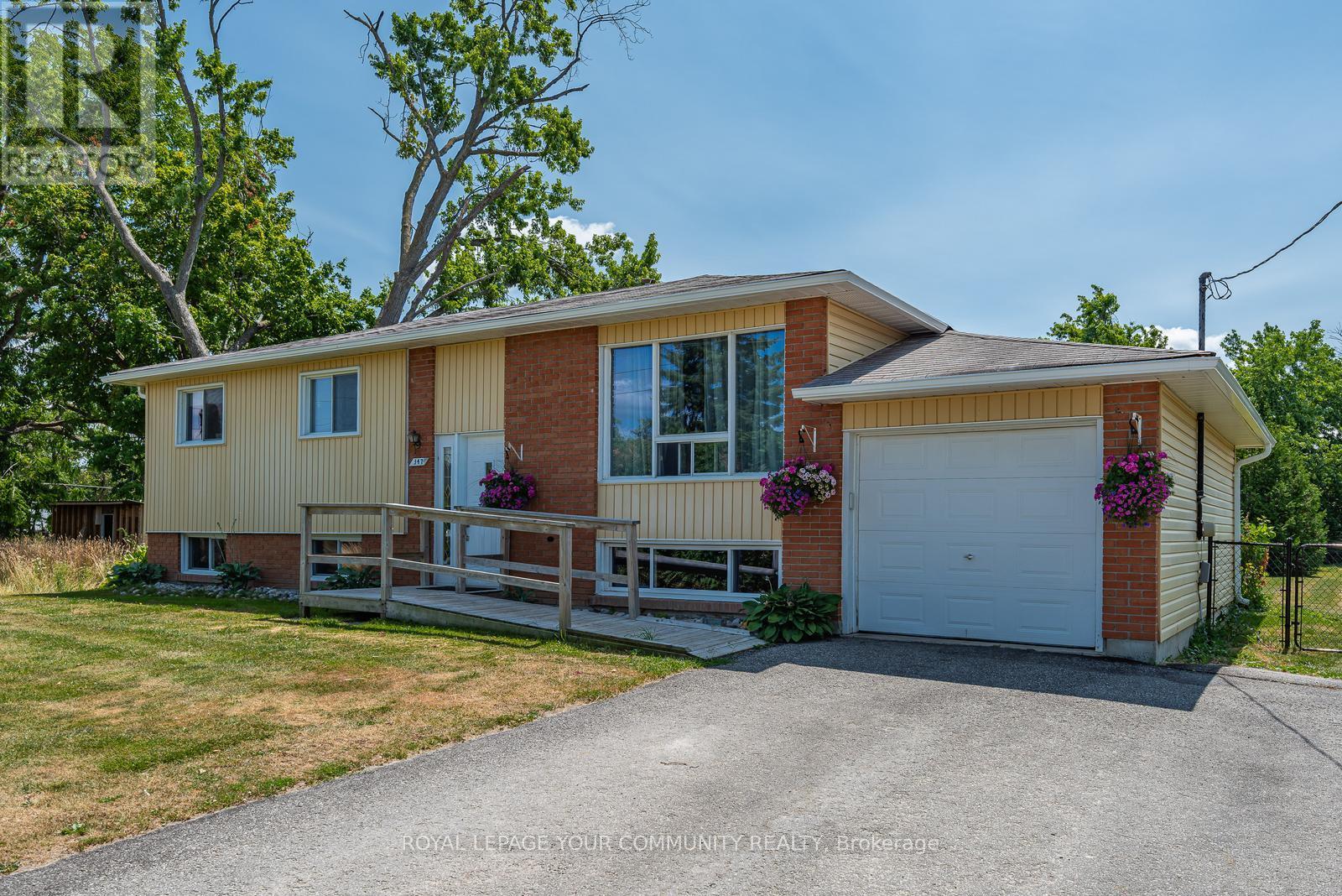 Photo 5 of 347 Lakeland Crescent, Brock ON