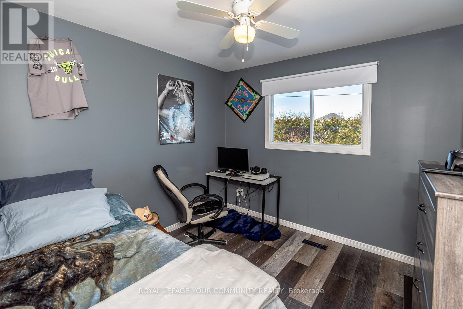 Photo 11 of 347 Lakeland Crescent, Brock ON