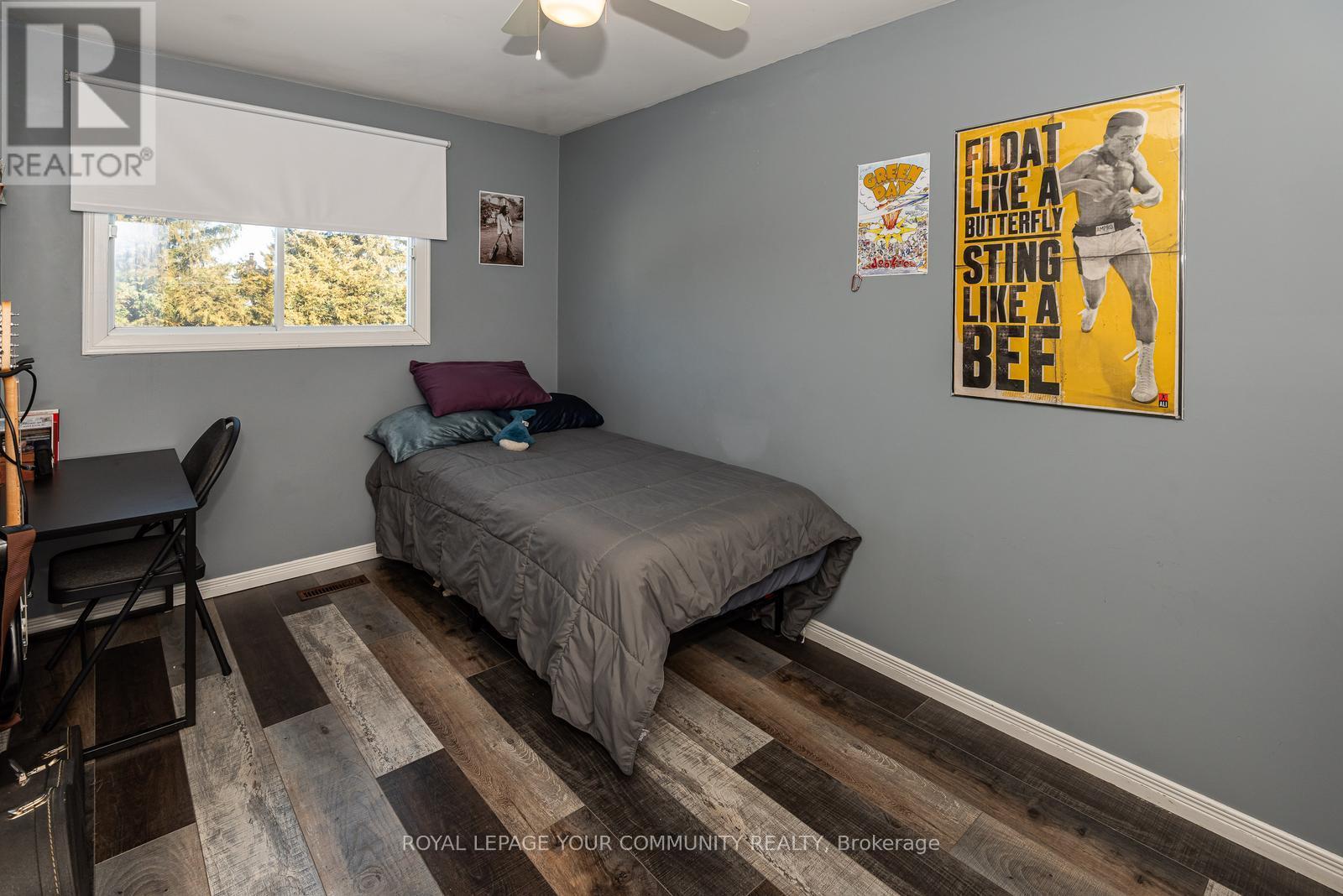 Photo 12 of 347 Lakeland Crescent, Brock ON