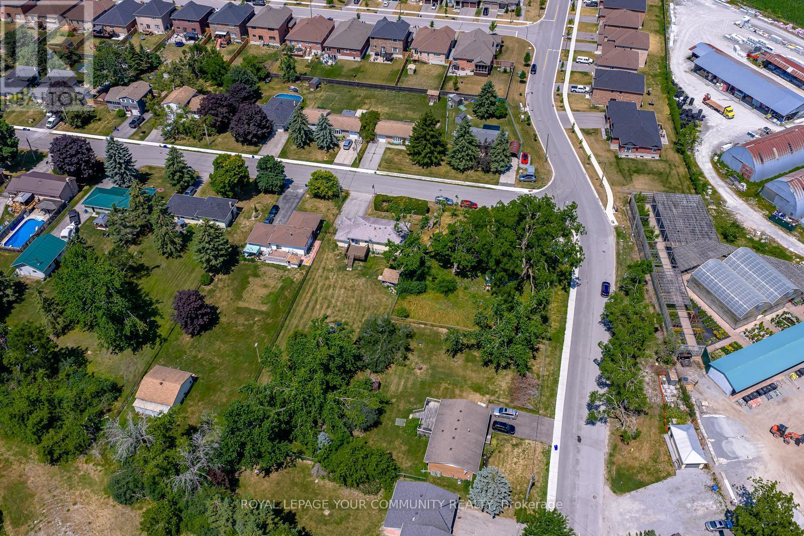 Photo 16 of 347 Lakeland Crescent, Brock ON