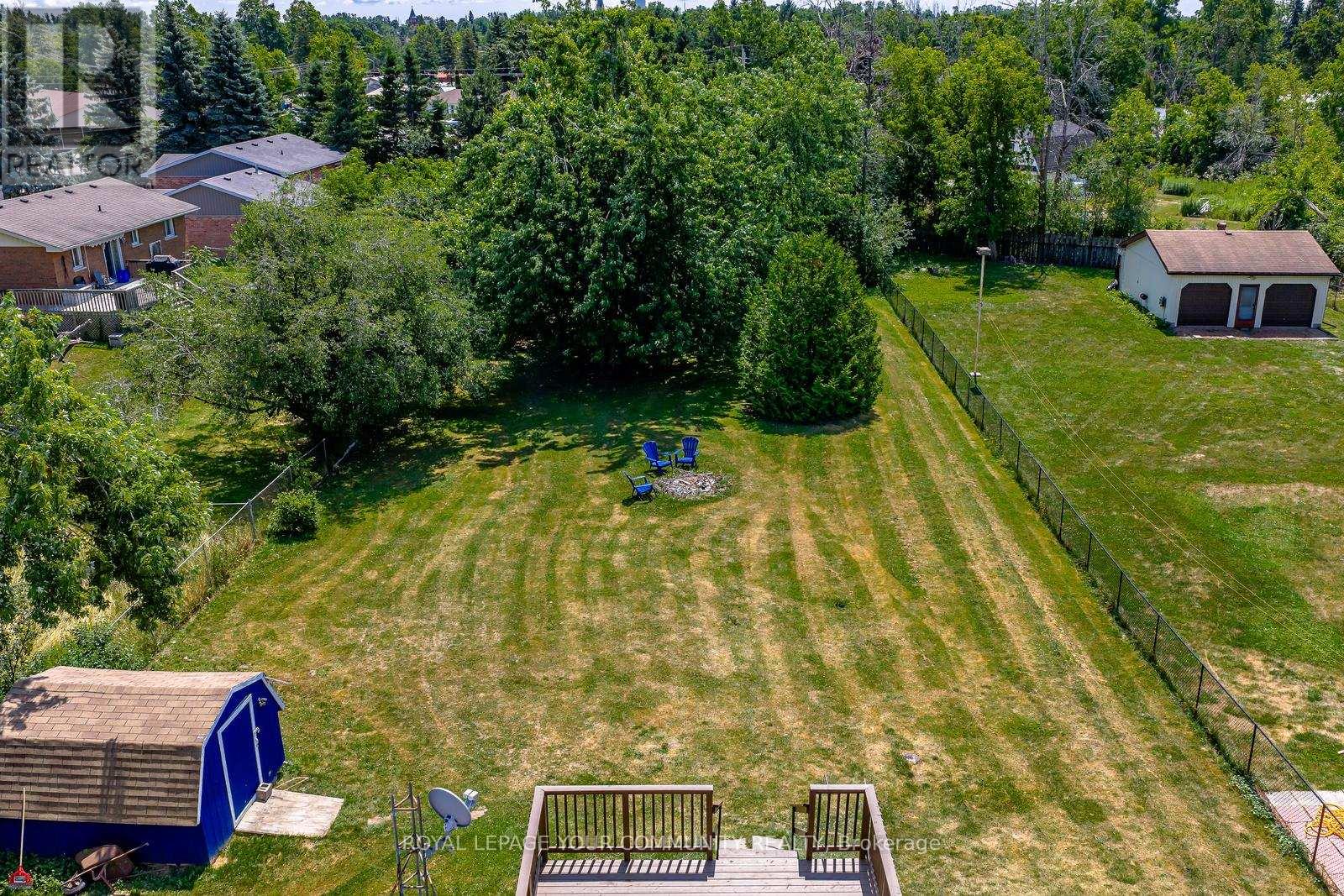 Photo 2 of 347 Lakeland Crescent, Brock ON