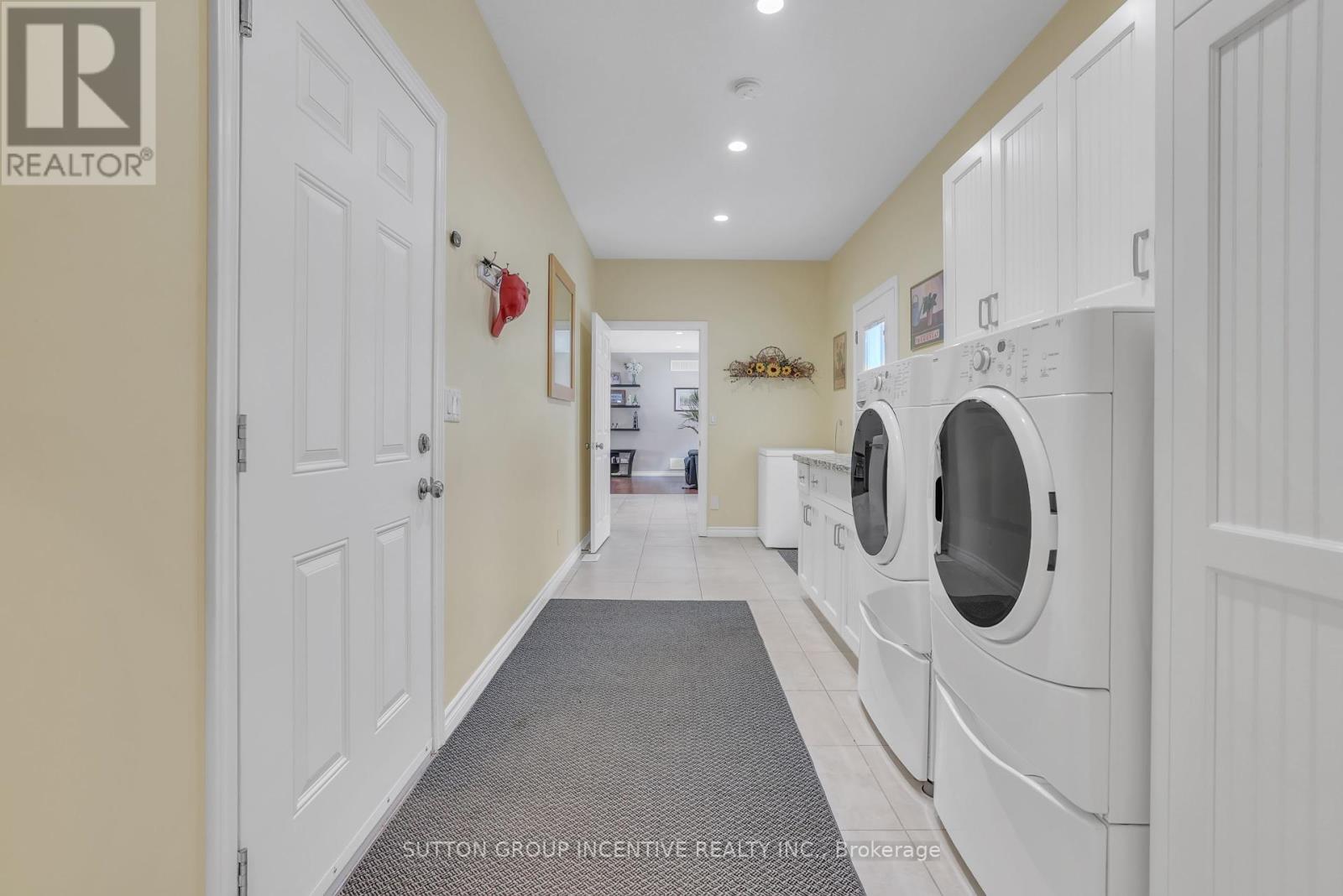 Photo 32 of 13895 County Rd 27 Road, Springwater ON