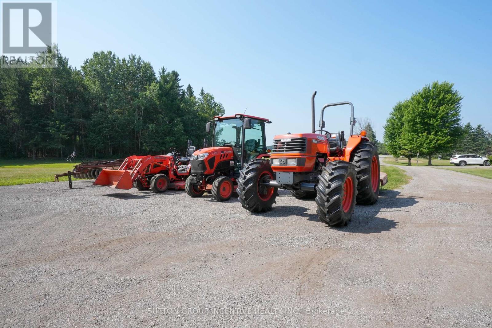Photo 12 of 13895 County Rd 27 Road, Springwater ON
