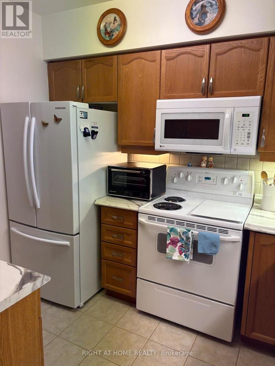 #506 90 DEAN AVENUE - 23