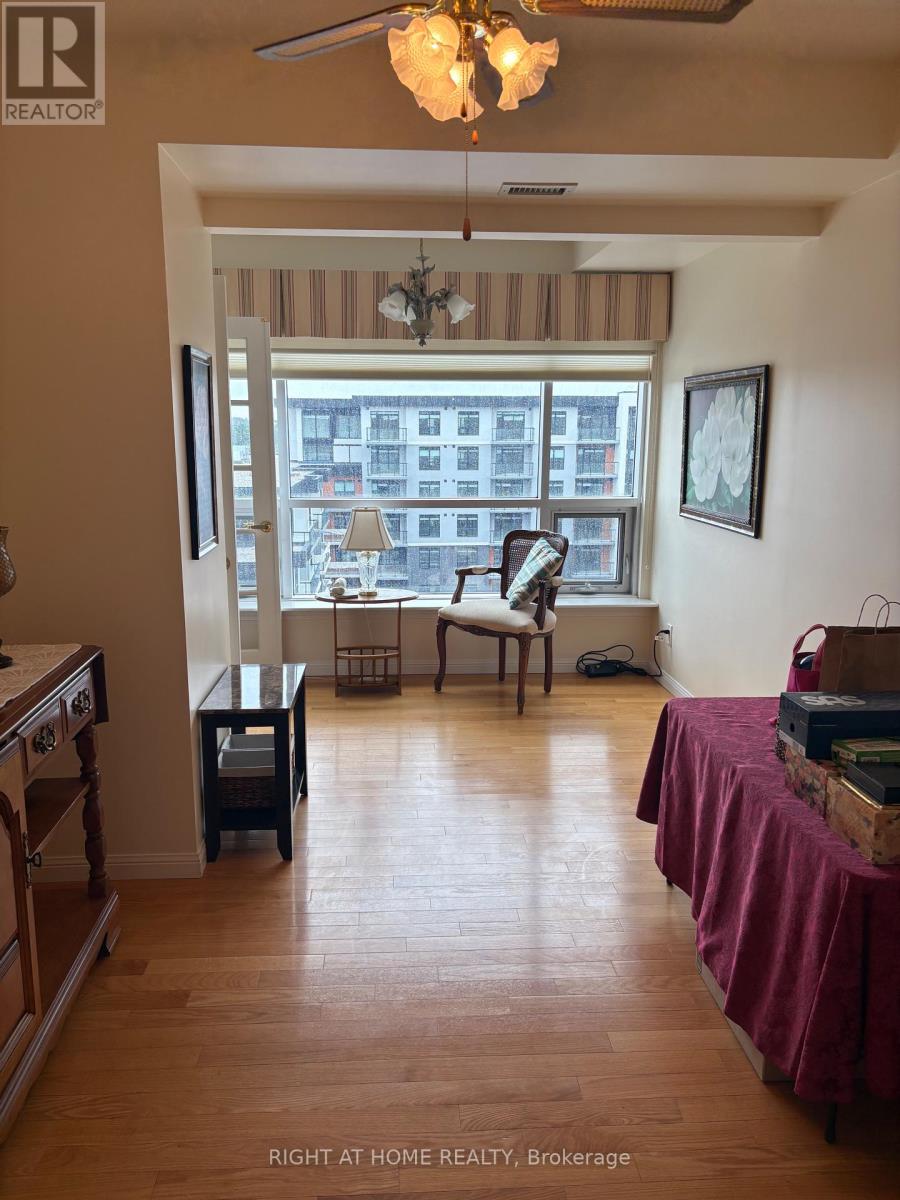 #506 90 DEAN AVENUE - 33