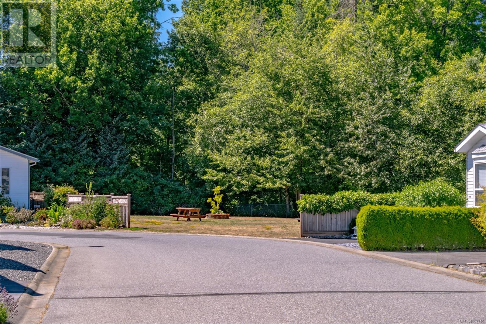 Photo 50 of 41 1840 Valley Oak Dr, Nanaimo BC