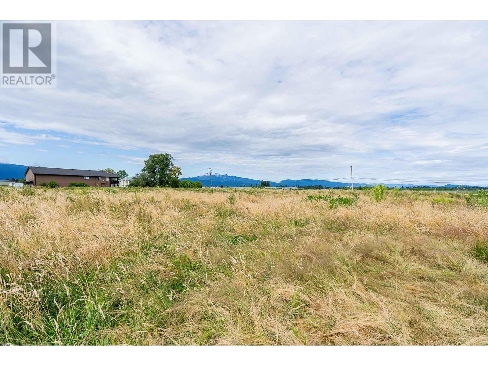 Photo 4 of 17915 Ford Detour Road, Pitt Meadows BC