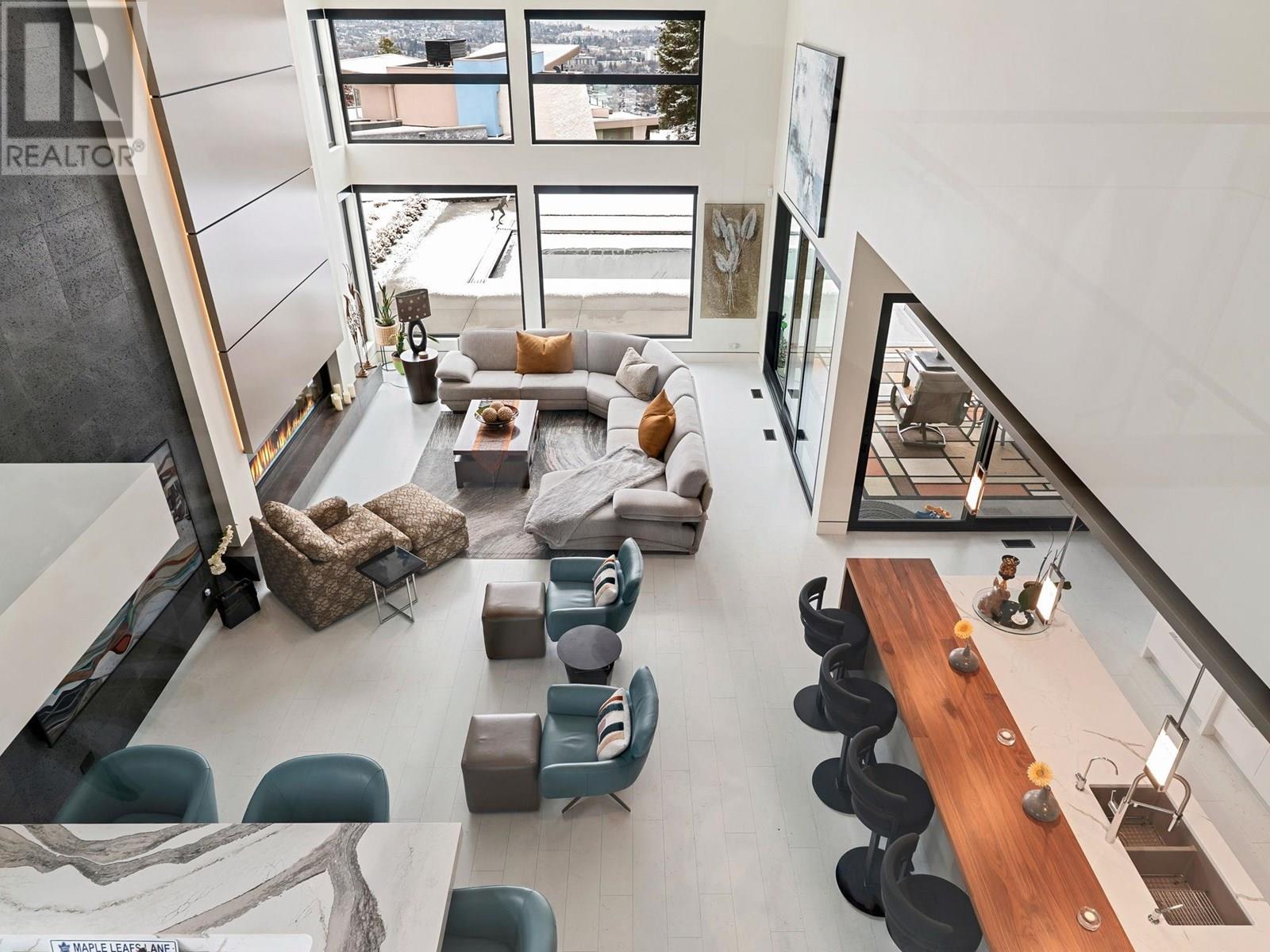  722 Highpointe Place, Kelowna
