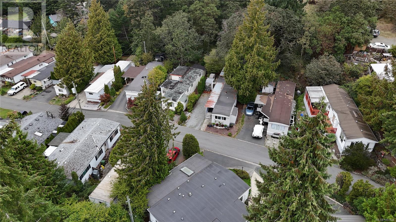 Photo 24 of 11 2587 Selwyn Rd, Langford BC