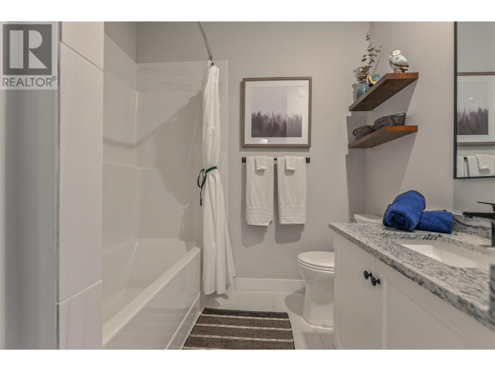 300 Creekview Road Unit# 2, Penticton