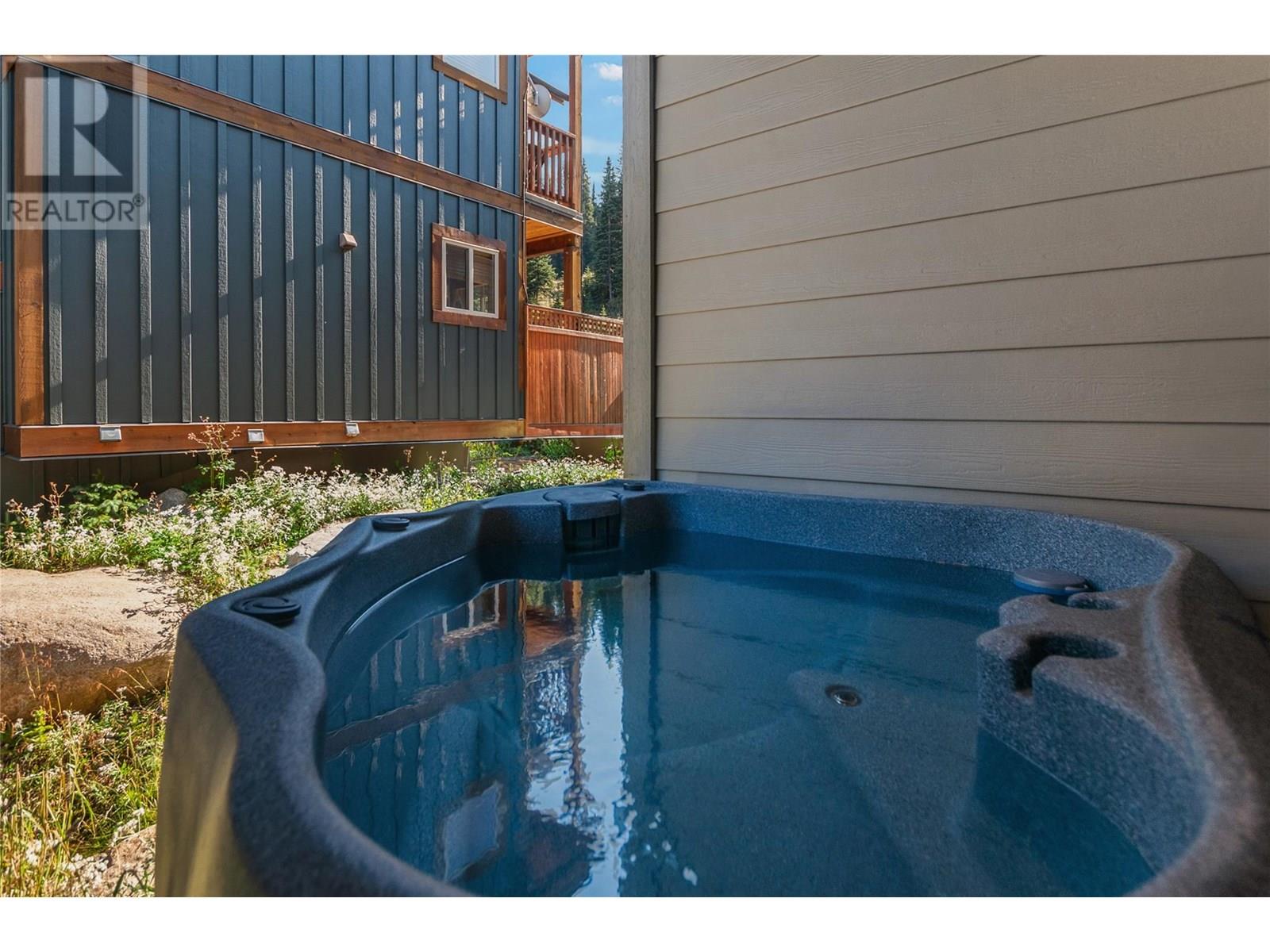 300 Creekview Road Unit# 2, Penticton