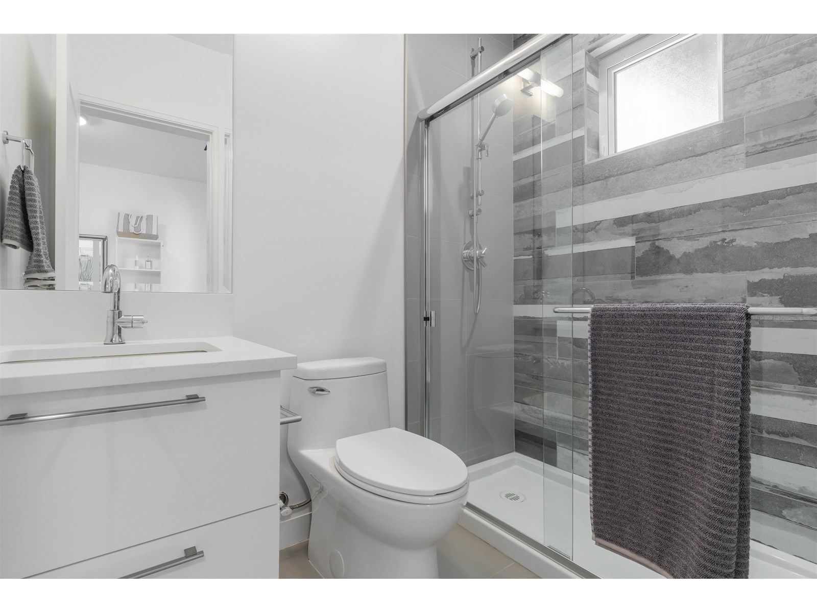 1912 LARONDE DRIVE, Surrey