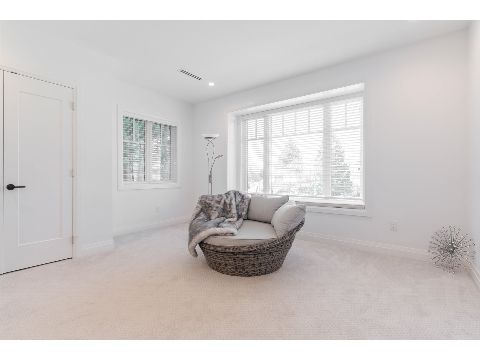 1912 LARONDE DRIVE, Surrey