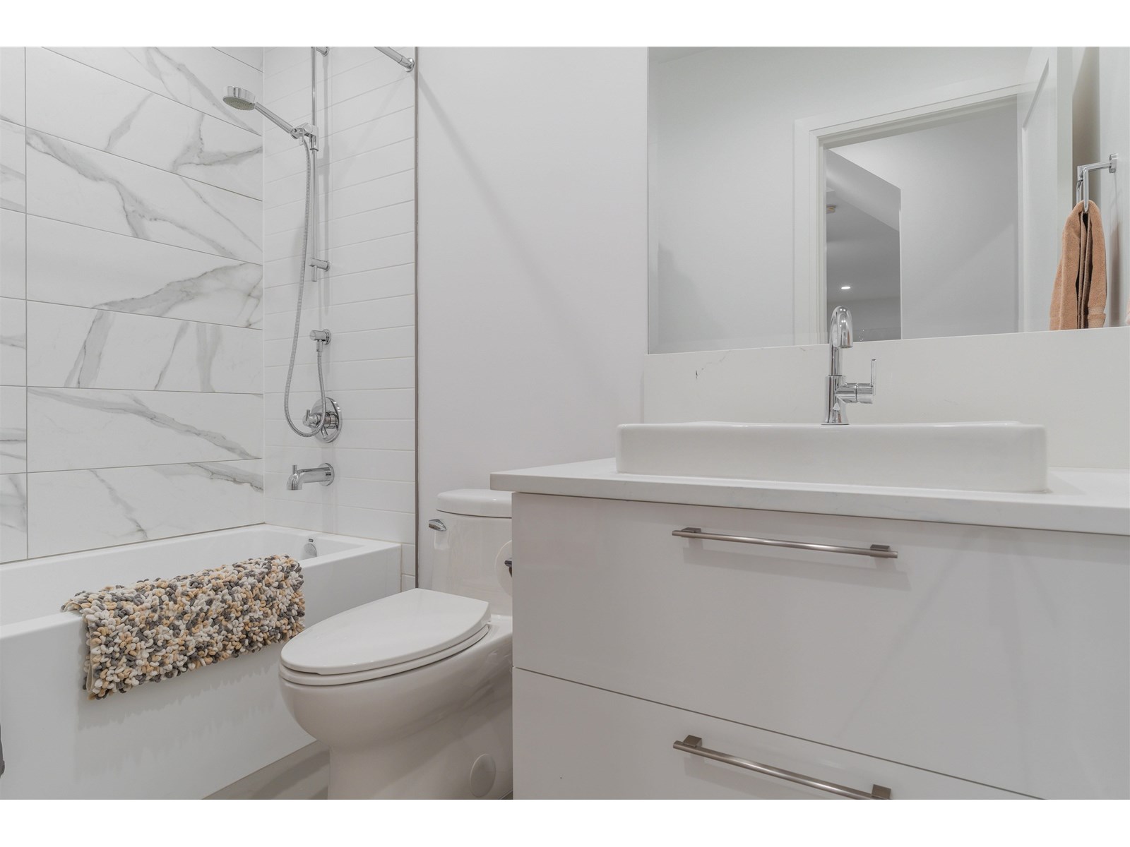 1912 LARONDE DRIVE, Surrey