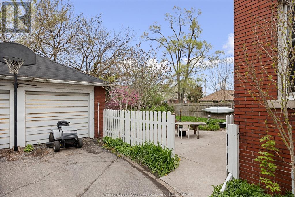 Photo 6 of 463 Askin, Windsor ON