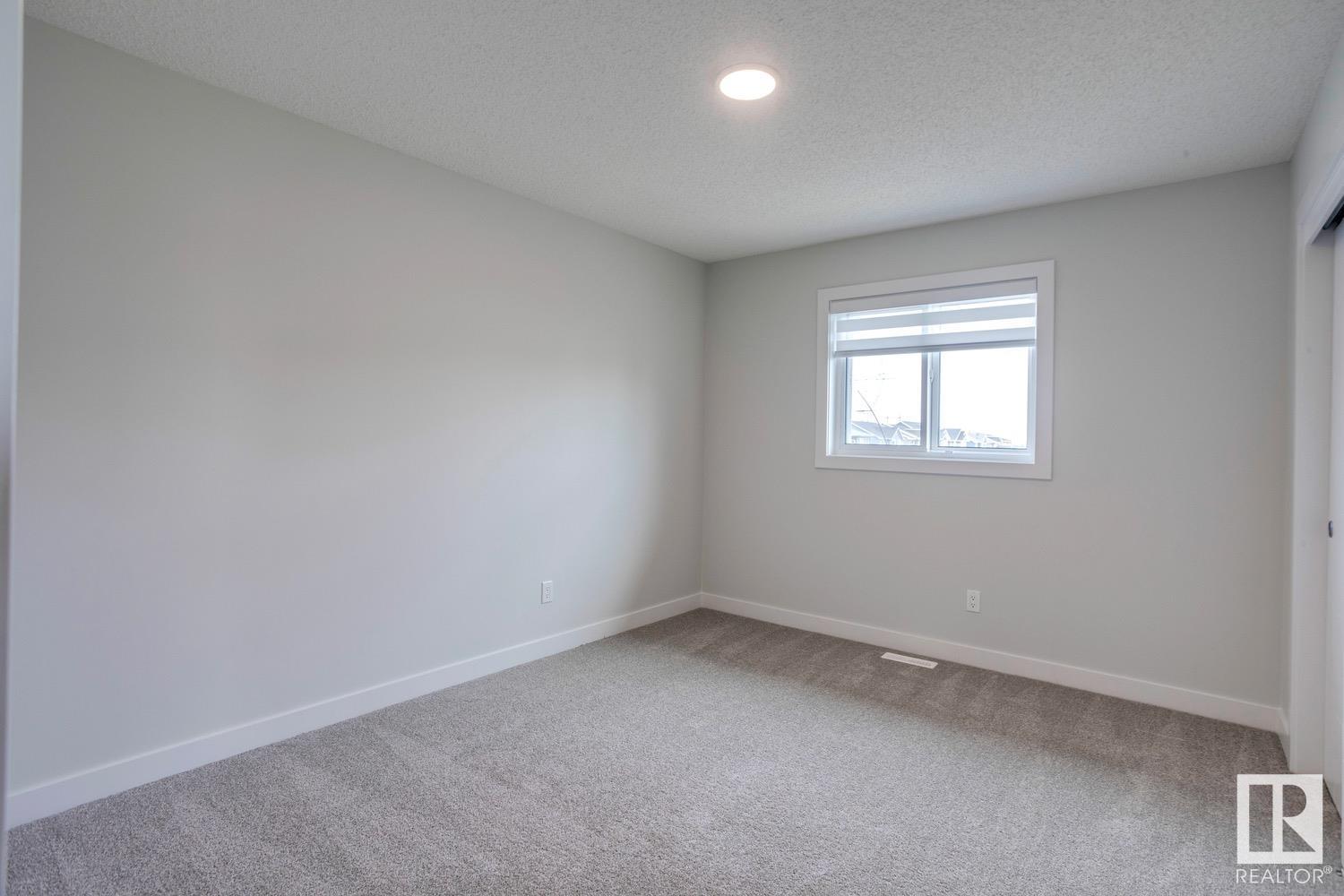 Photo 10 of 2827 191 St Nw, Edmonton AB