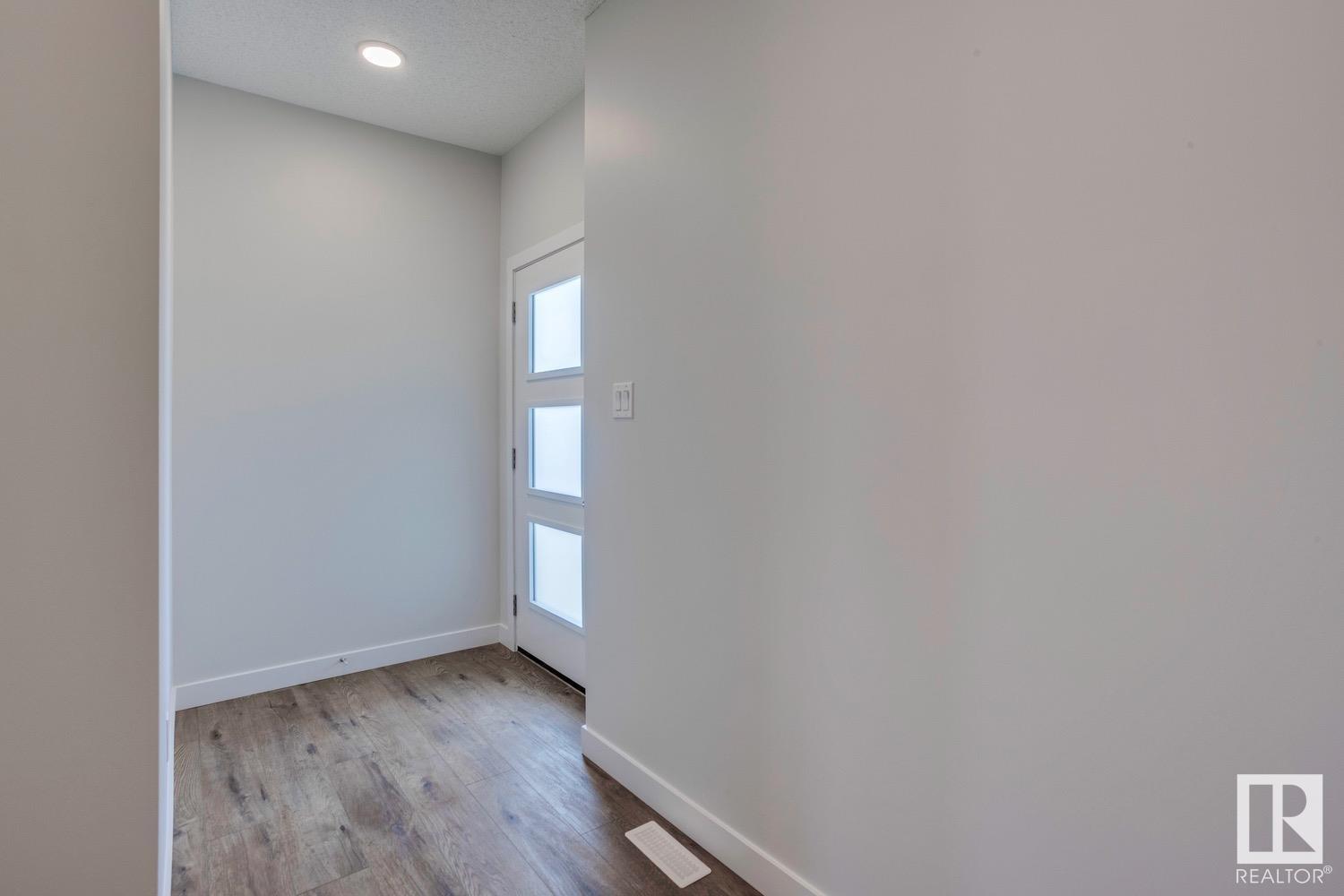 Photo 20 of 2827 191 St Nw, Edmonton AB