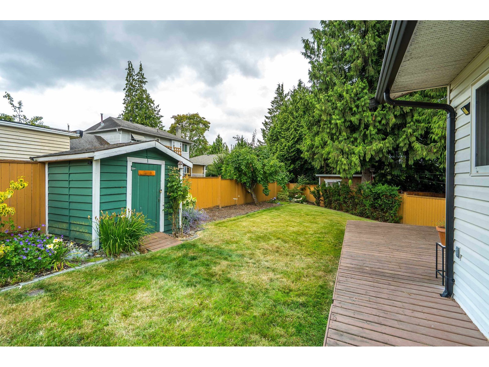 Photo 34 of 18096 61 Avenue, Surrey BC