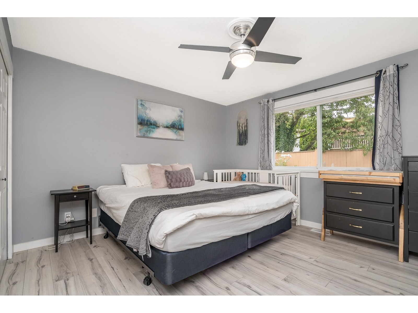 Photo 25 of 18096 61 Avenue, Surrey BC