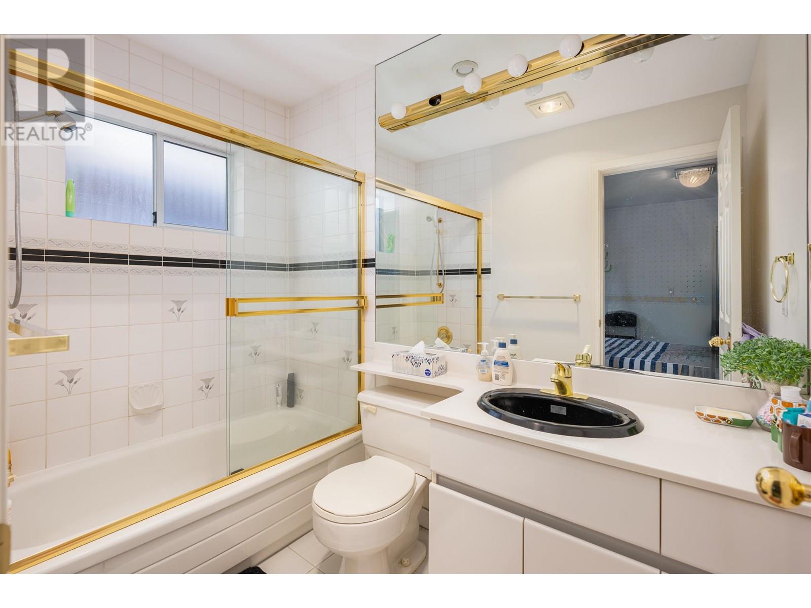 Photo 14 of 6571 Chatterton Road, Richmond BC