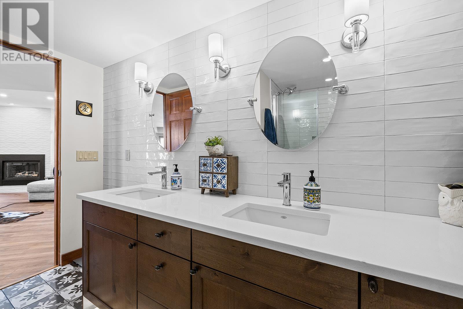 Photo 35 of 1682 Larkridge Court, Kelowna BC