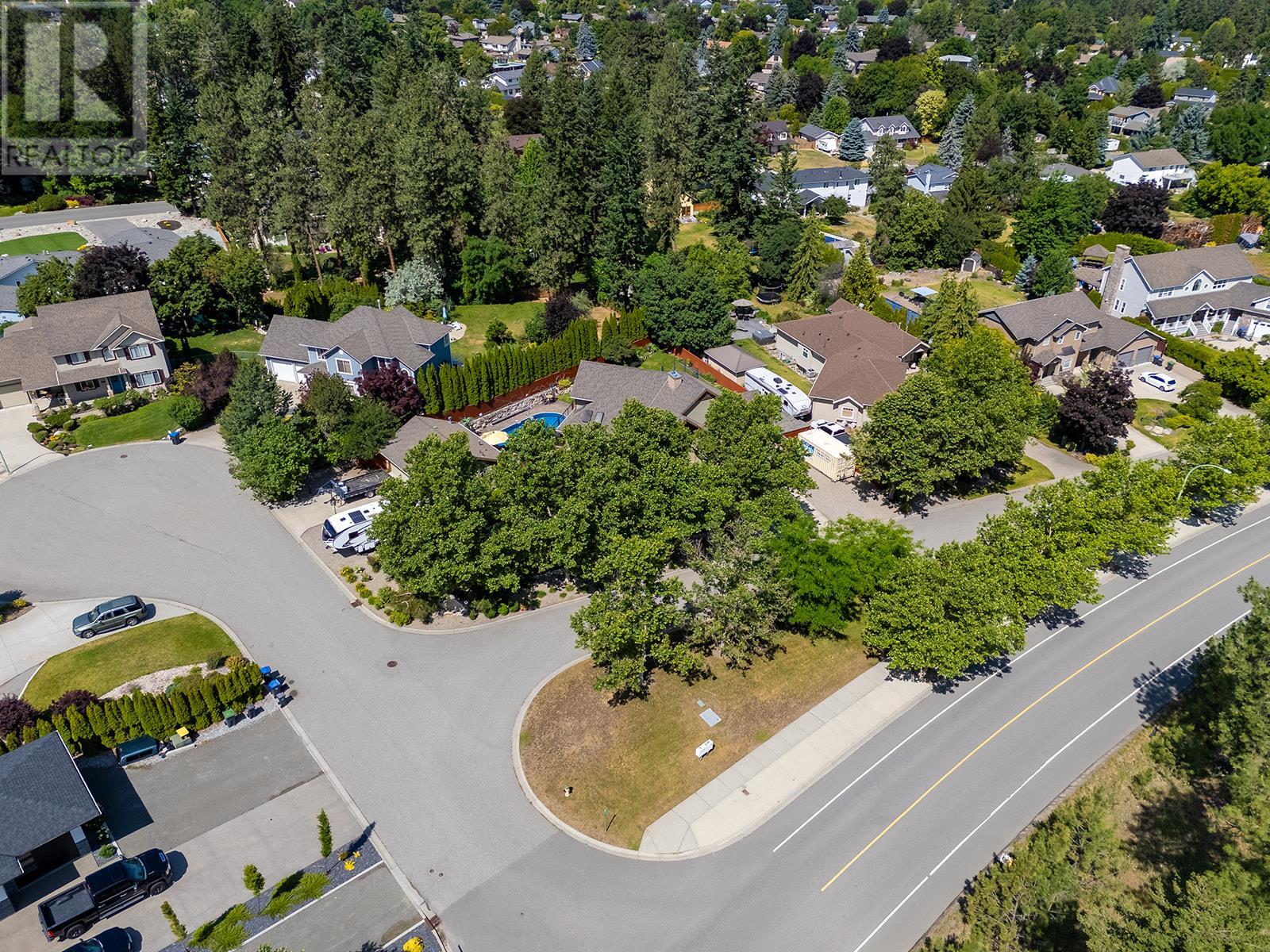 Photo 28 of 1682 Larkridge Court, Kelowna BC