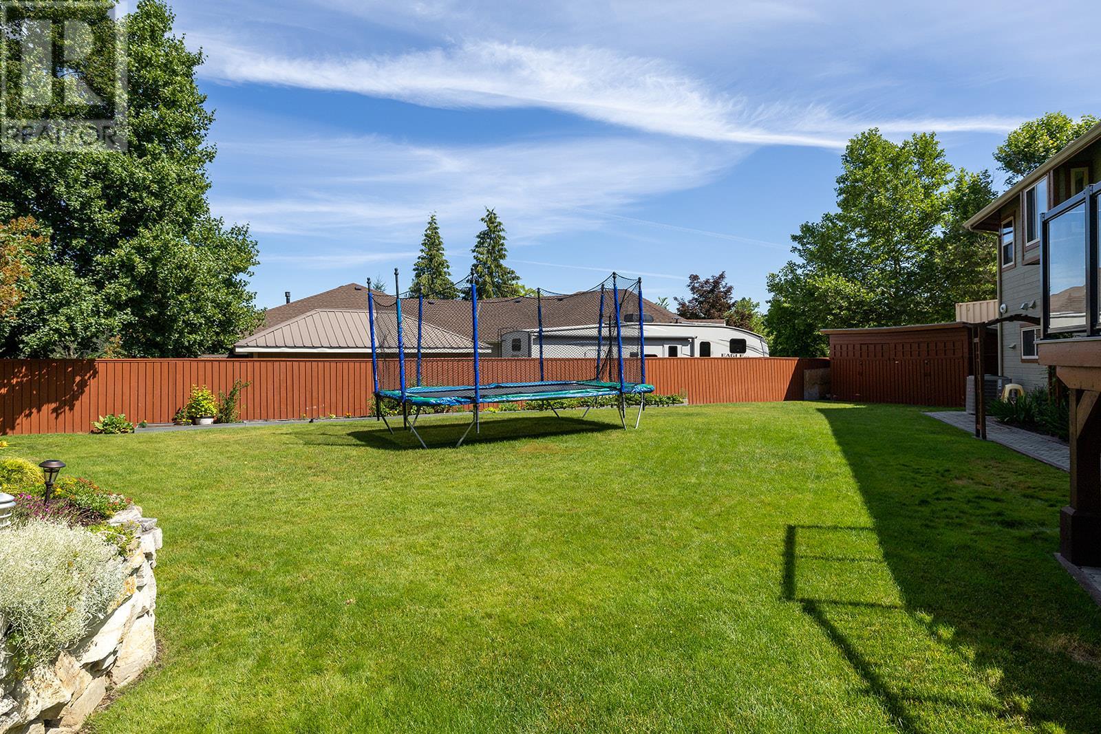 Photo 45 of 1682 Larkridge Court, Kelowna BC