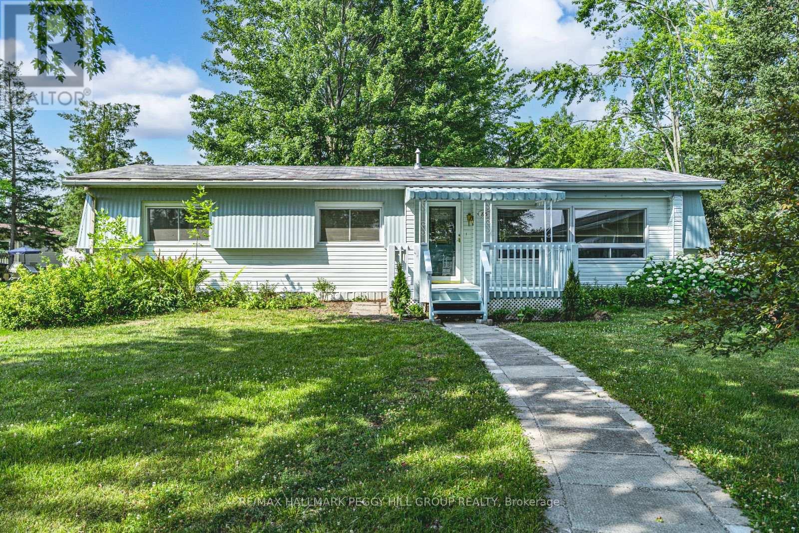 Photo 1 of 85 Hawthorne Drive, Innisfil ON