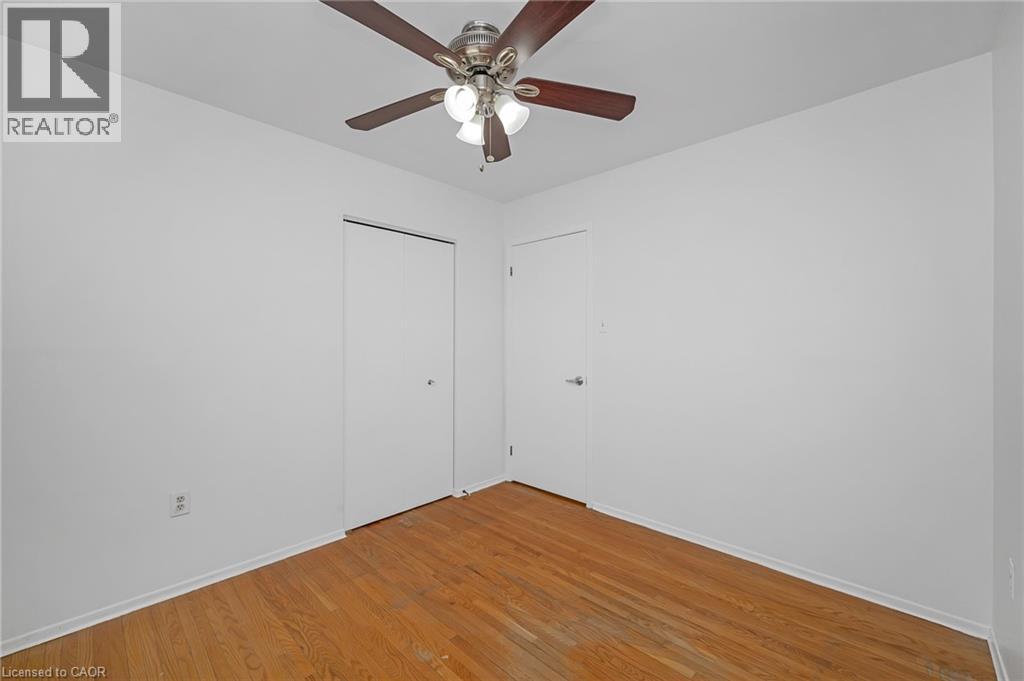 Photo 36 of 105 Lavina Crescent, Hamilton ON