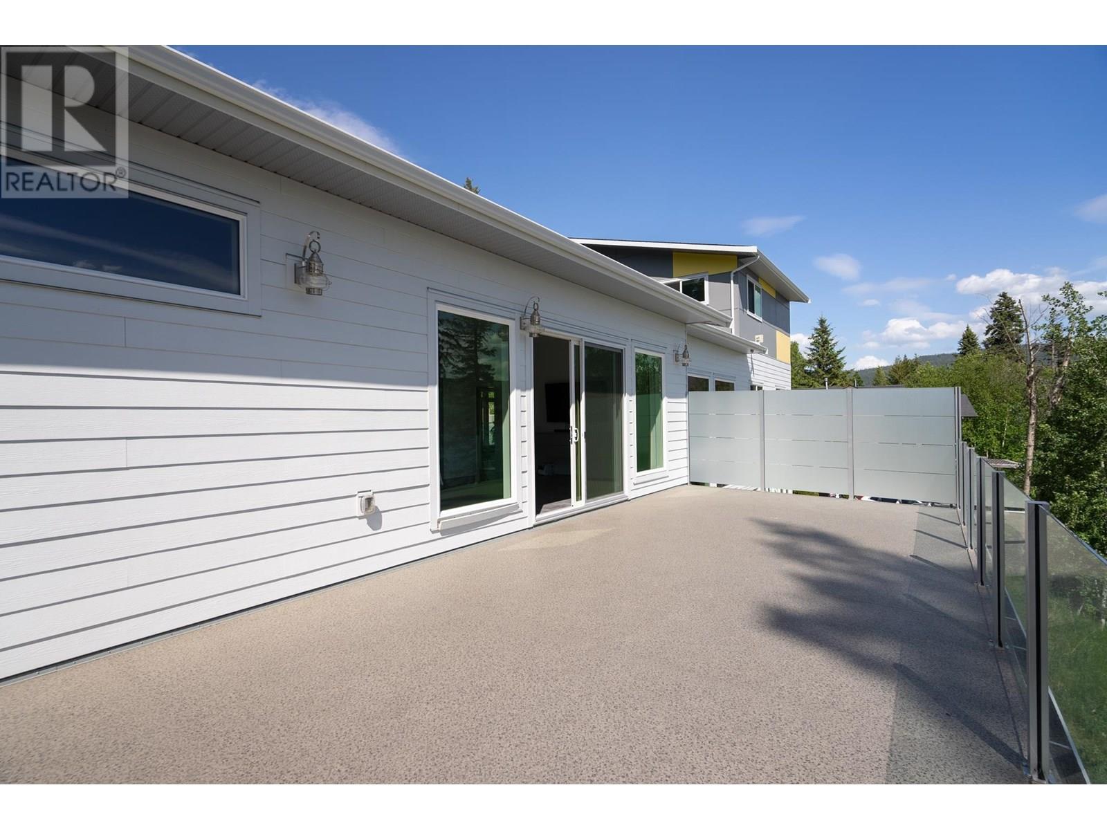 Photo 9 of 140 Rondane Crescent, Prince George BC