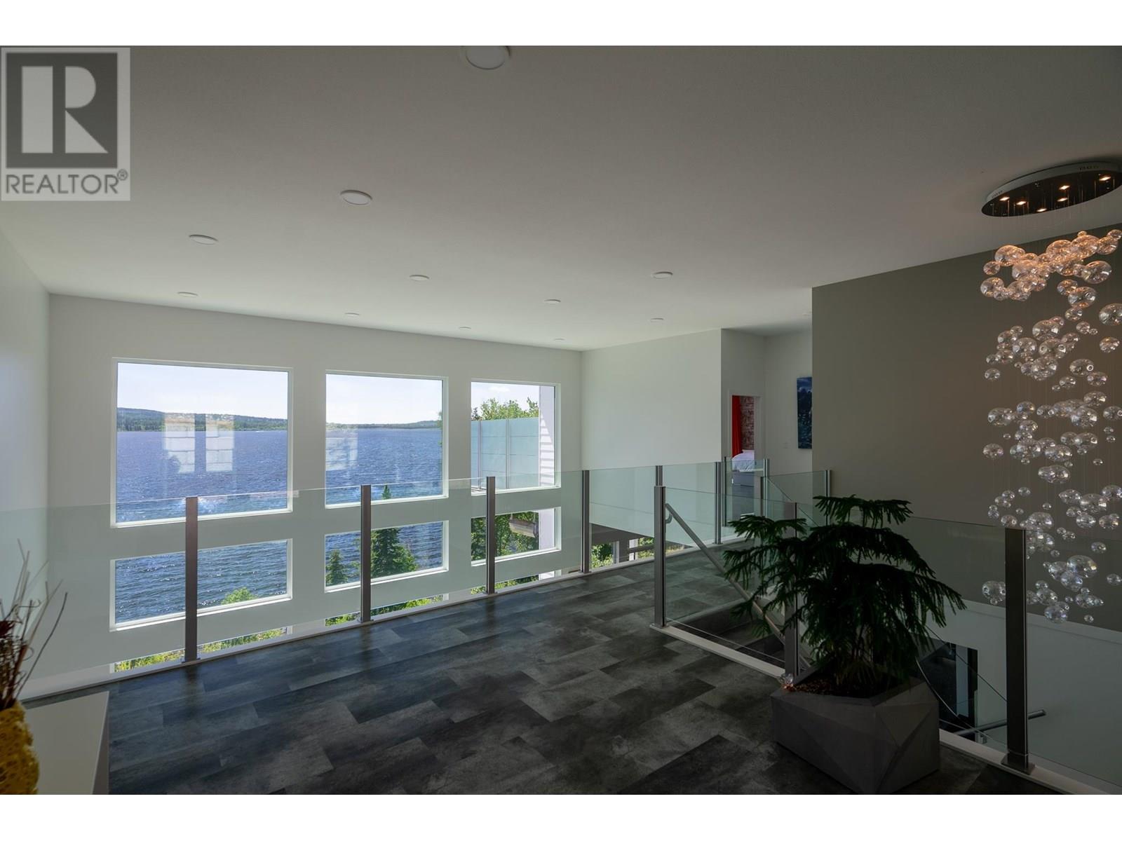 Photo 4 of 140 Rondane Crescent, Prince George BC