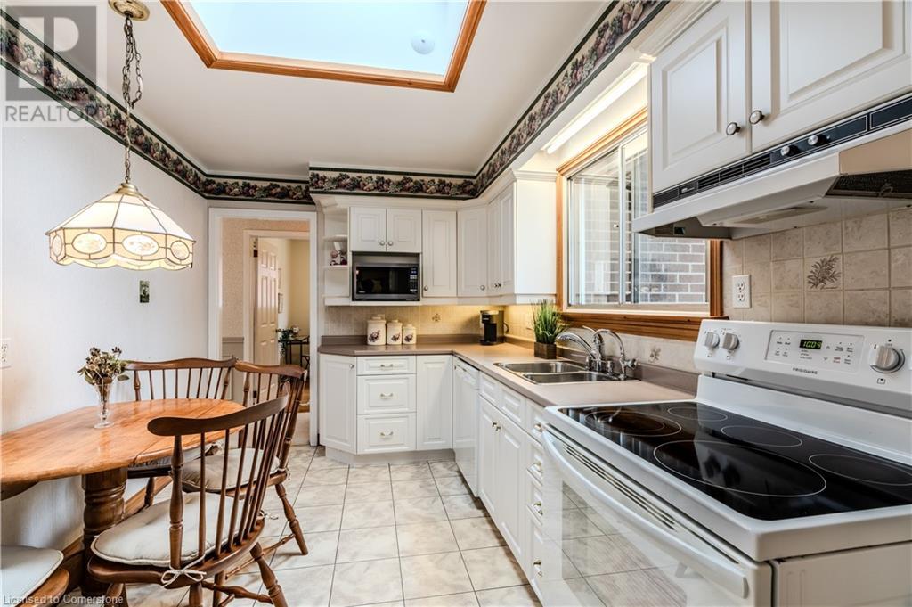 Photo 35 of 4411 Longmoor Drive, Burlington ON