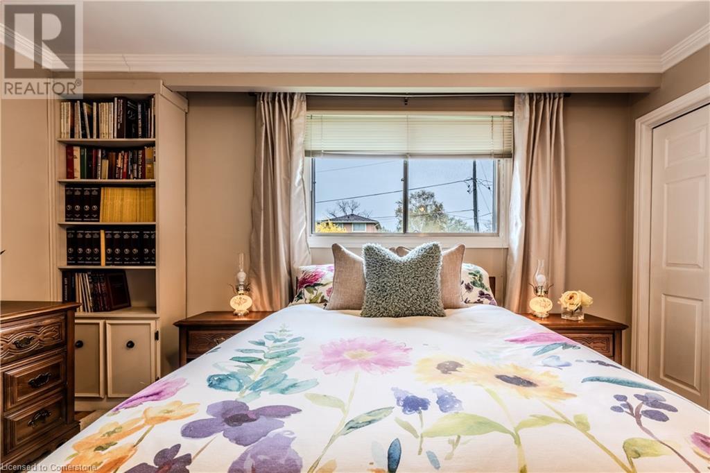 Photo 19 of 4411 Longmoor Drive, Burlington ON
