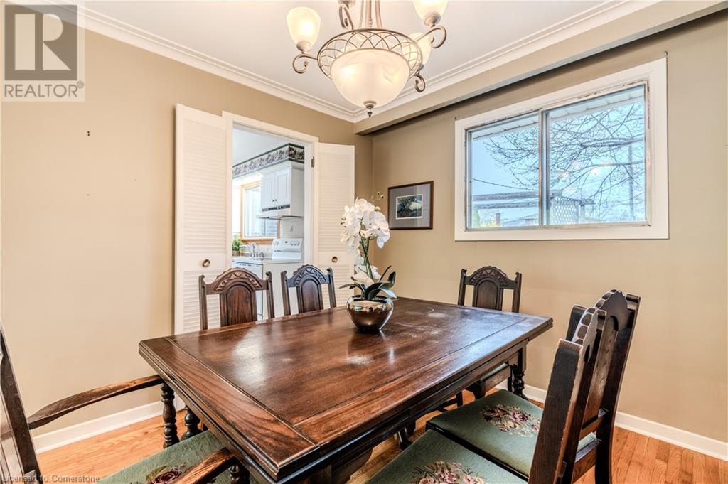 Photo 7 of 4411 Longmoor Drive, Burlington ON