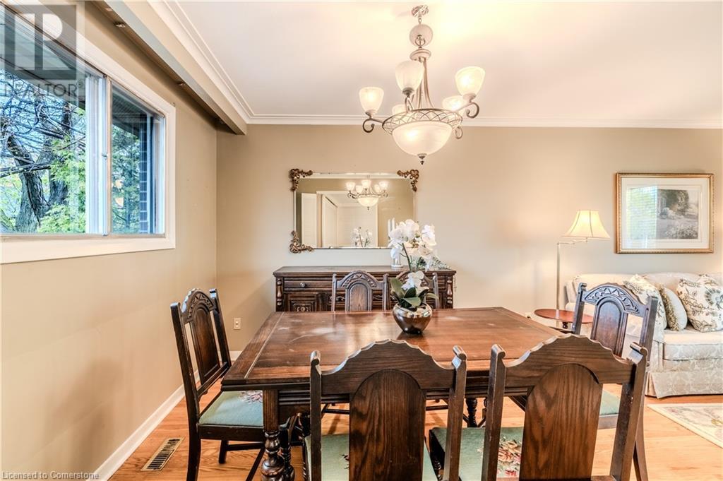 Photo 16 of 4411 Longmoor Drive, Burlington ON