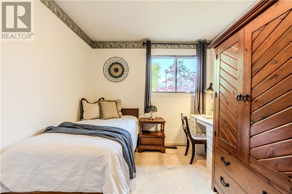 Photo 20 of 4411 Longmoor Drive, Burlington ON
