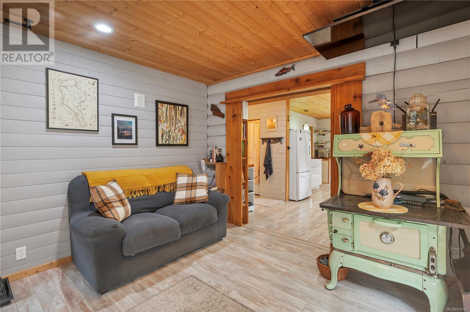 1390 Hooley Rd, Quadra Island
