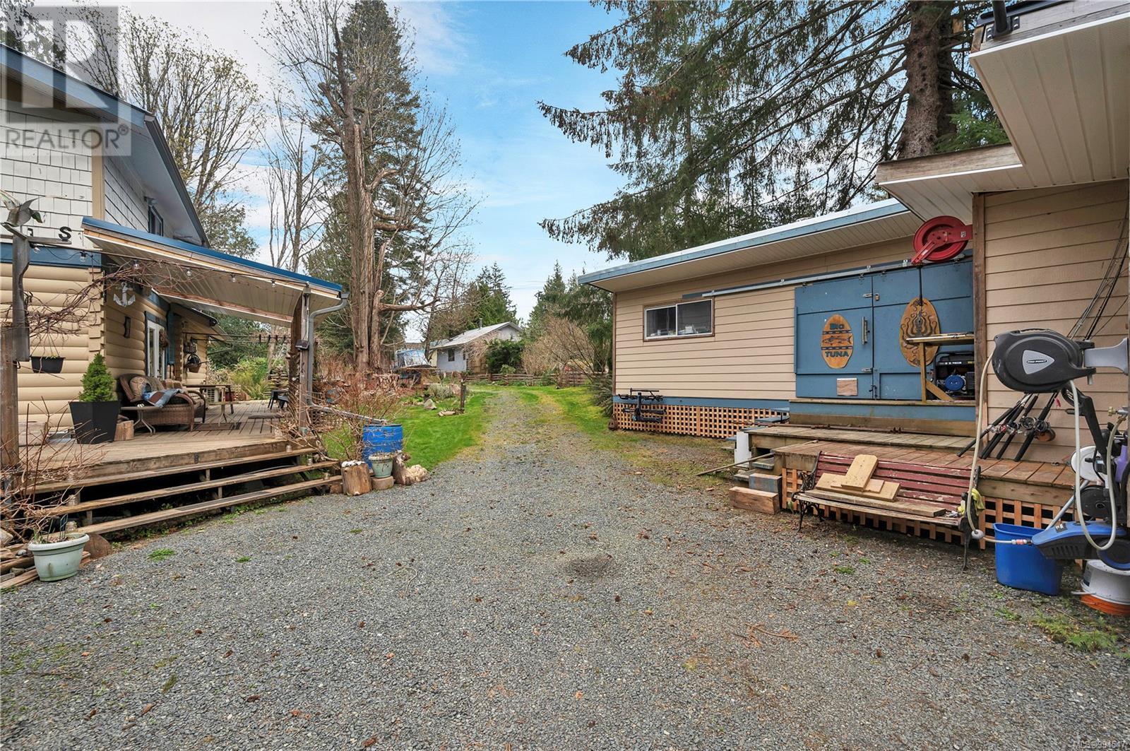 1390 Hooley Rd, Quadra Island