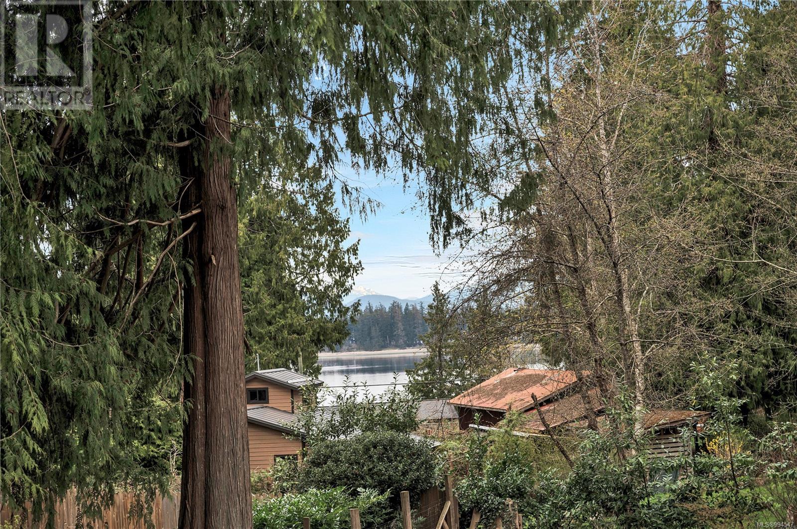 1390 Hooley Rd, Quadra Island