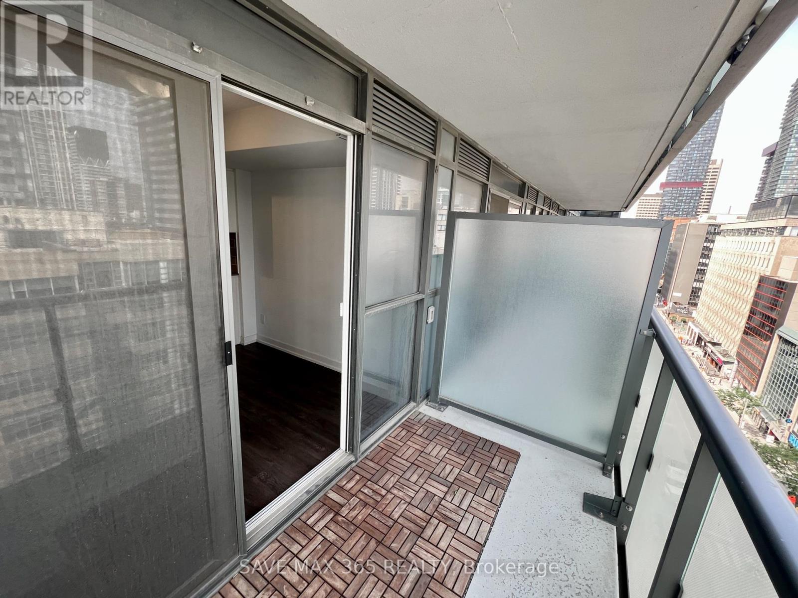 Photo 12 of 1101 125 Redpath Avenue, Toronto ON