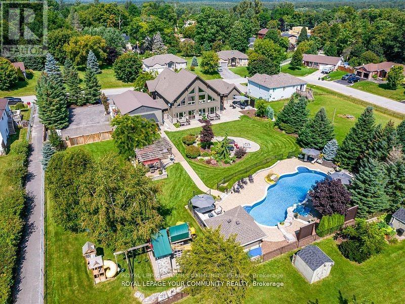 Photo 26 of 58 Marlow Circle, Springwater ON