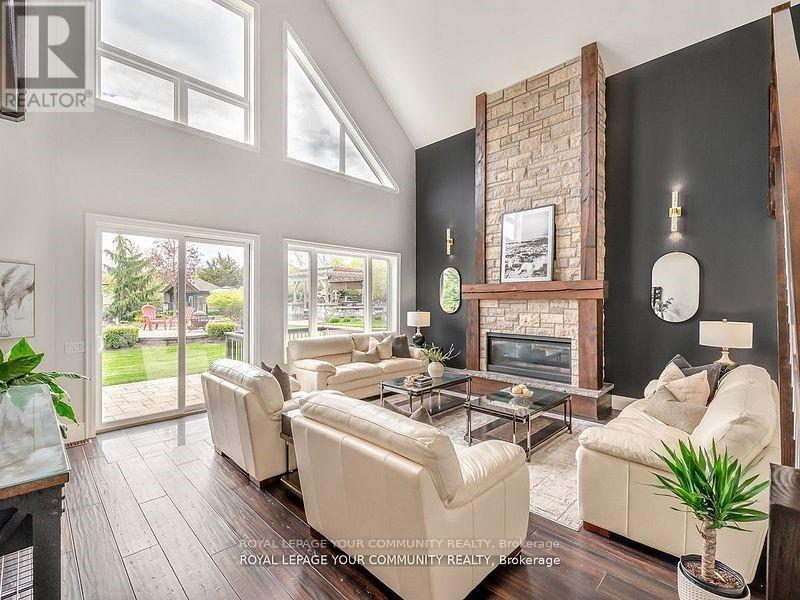 Photo 31 of 58 Marlow Circle, Springwater ON