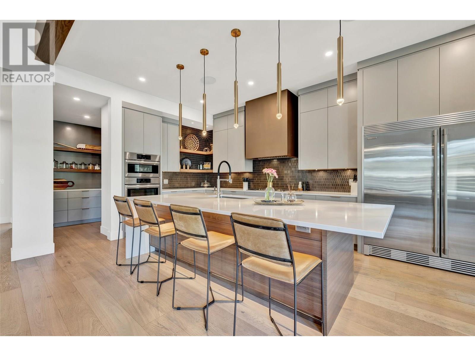  364 Christleton Avenue, Kelowna