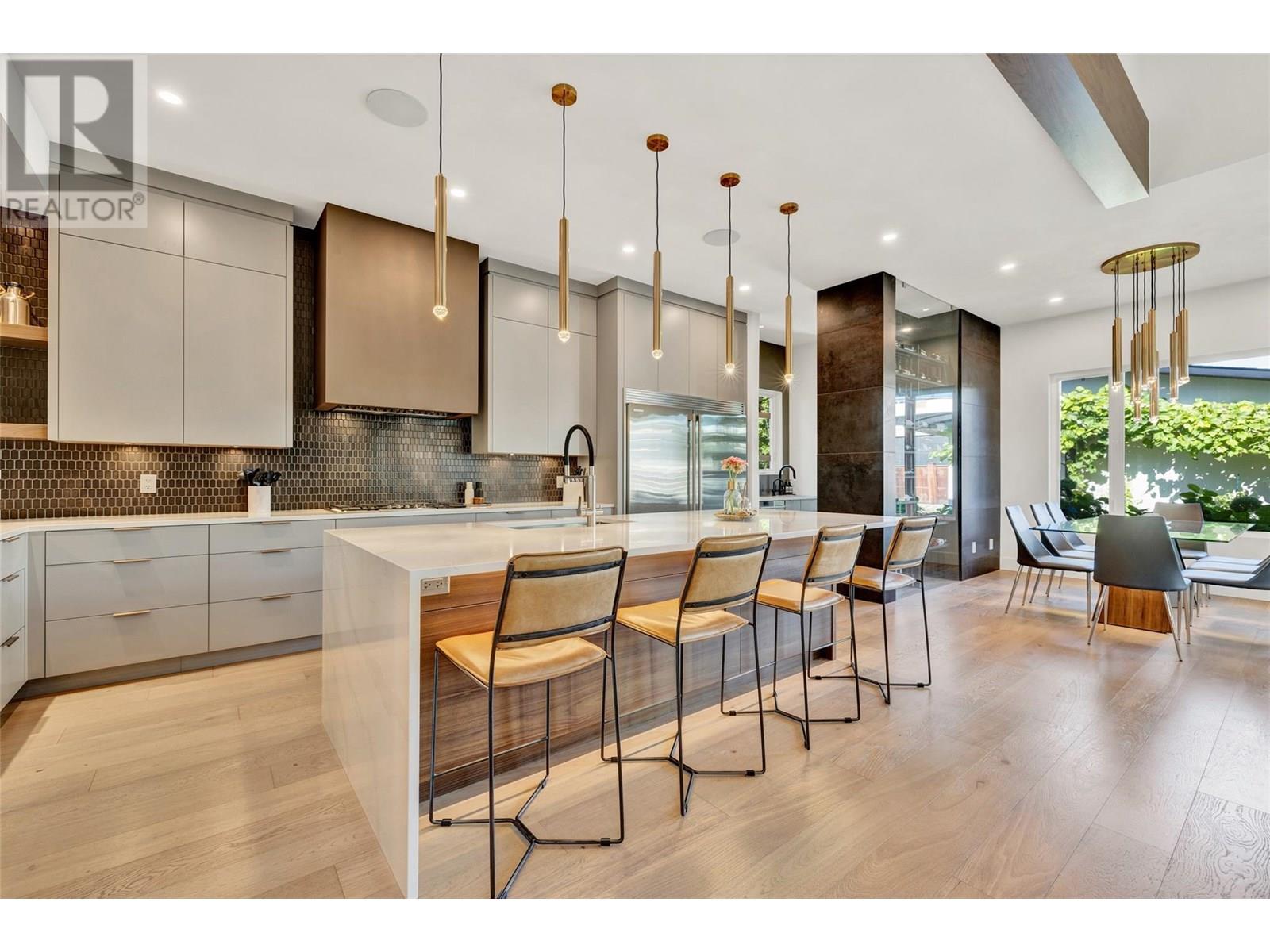  364 Christleton Avenue, Kelowna