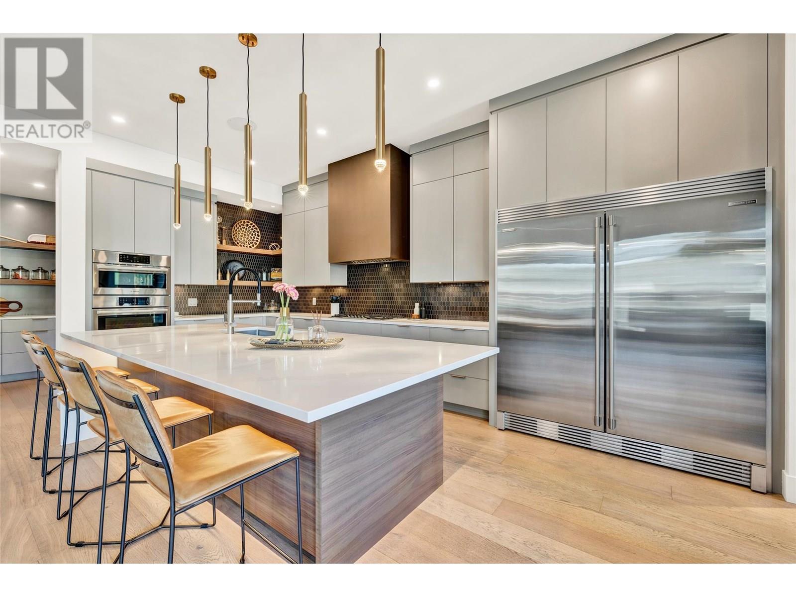 364 Christleton Avenue, Kelowna
