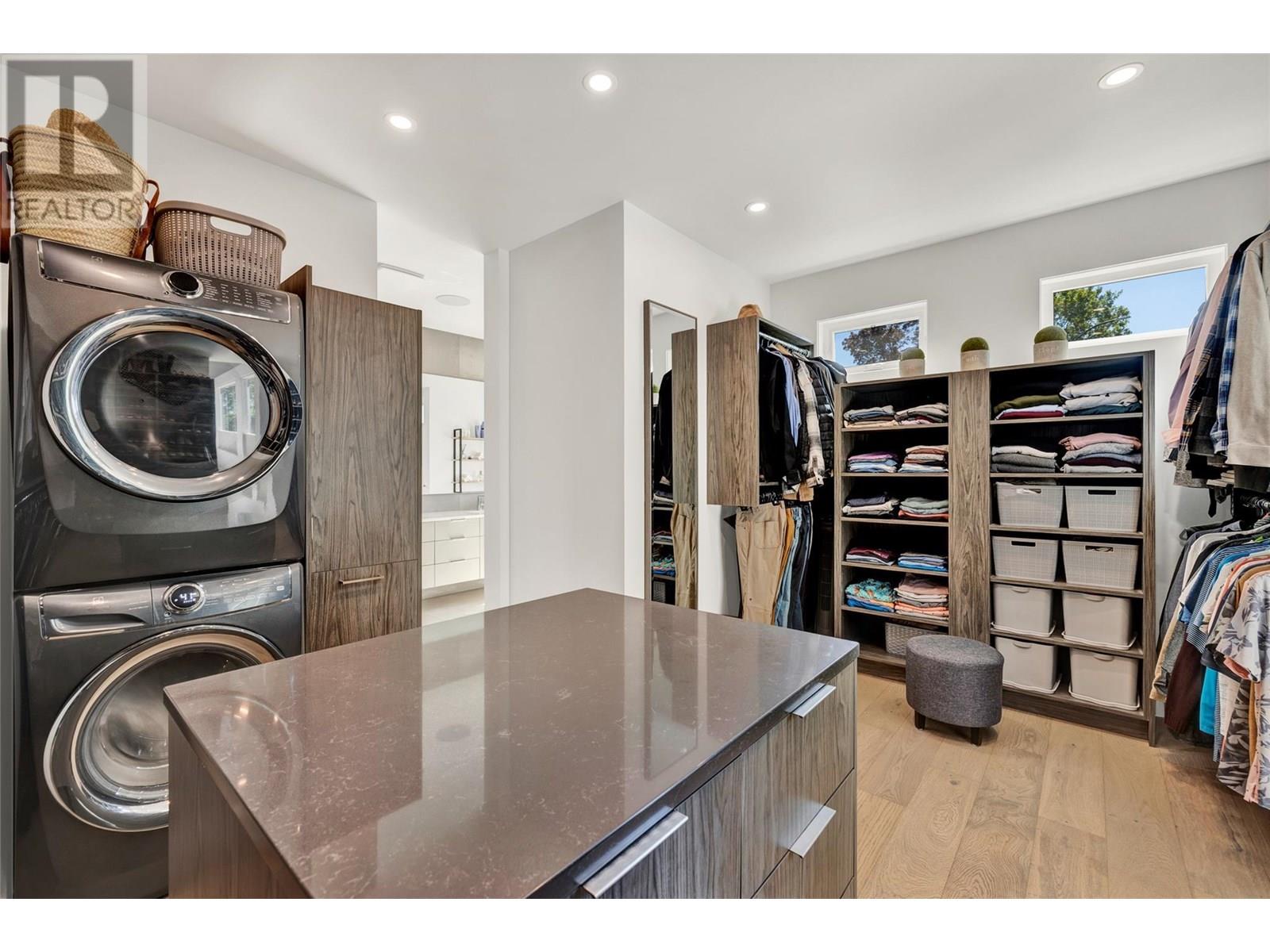  364 Christleton Avenue, Kelowna