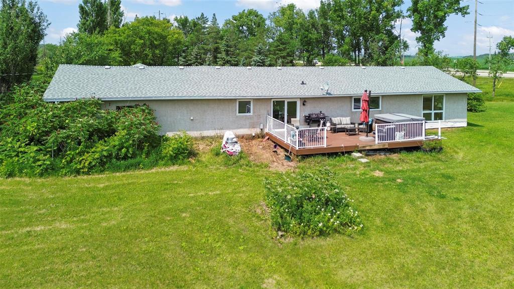 Photo 3 of 35153 Pr 216 Highway, Kleefeld MB
