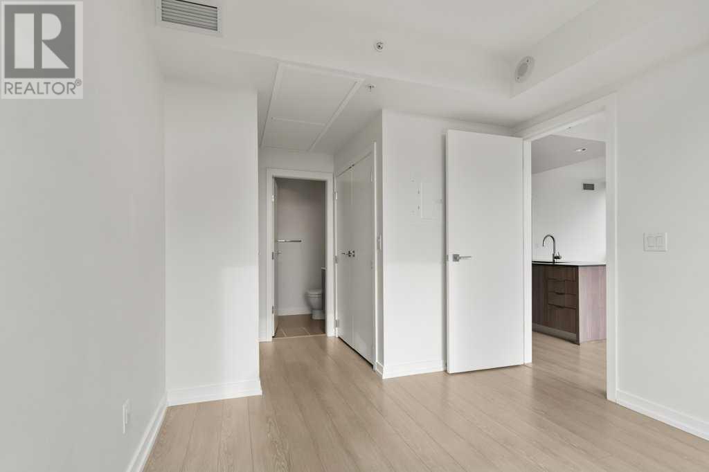Single Family House for Sale in    Street SW Chinatown Calgary 