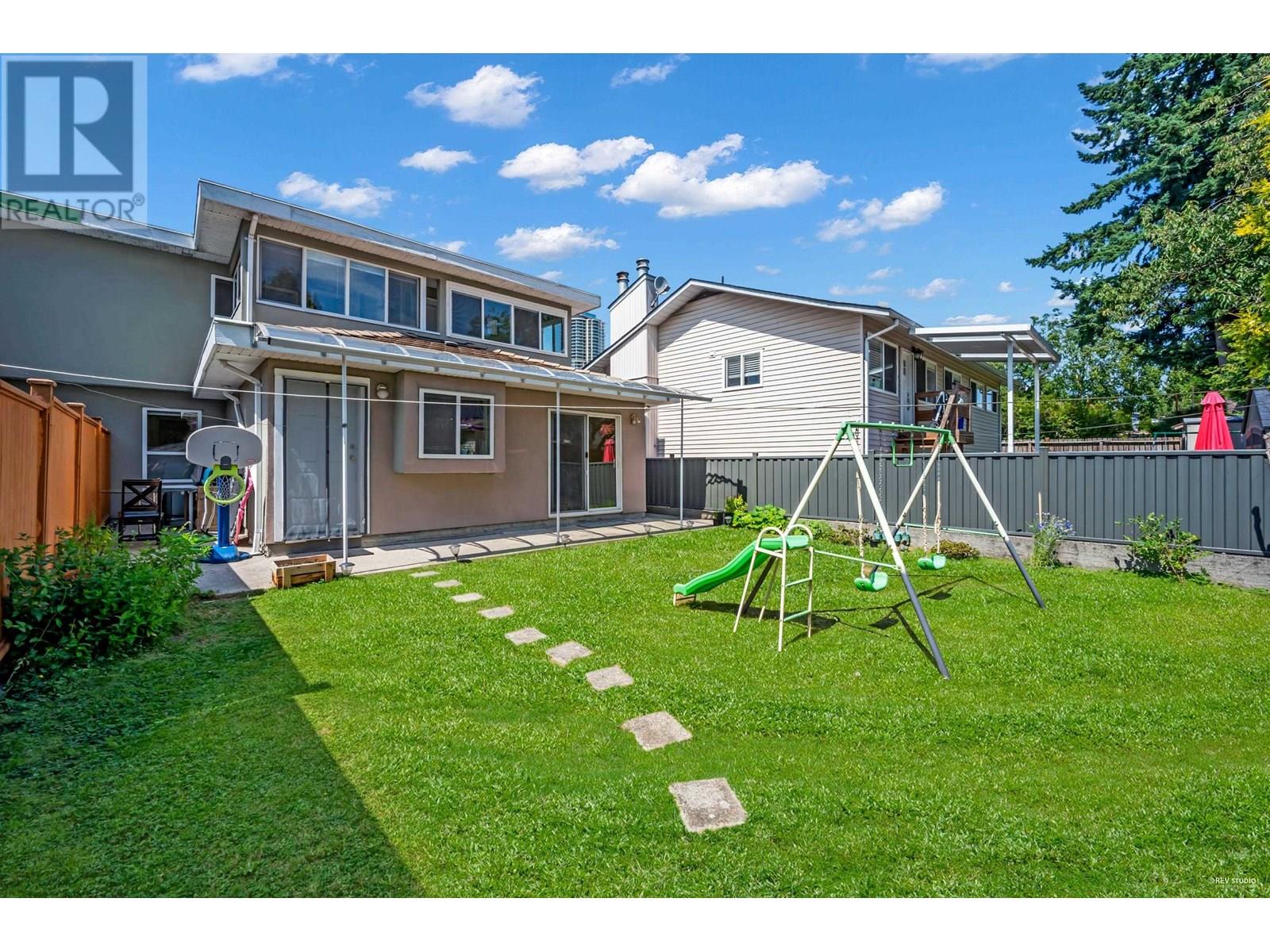 Photo 15 of 7222 16th Avenue, Burnaby BC