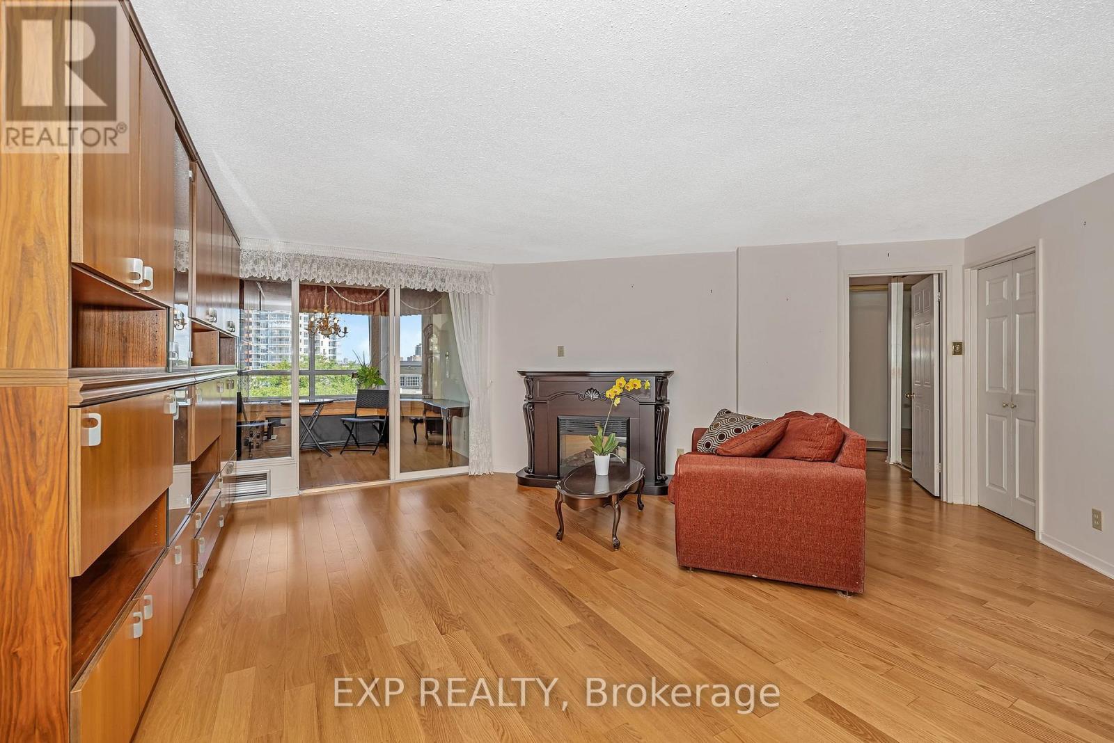 Photo 8 of 712 80 Sandcastle Drive, Ottawa ON